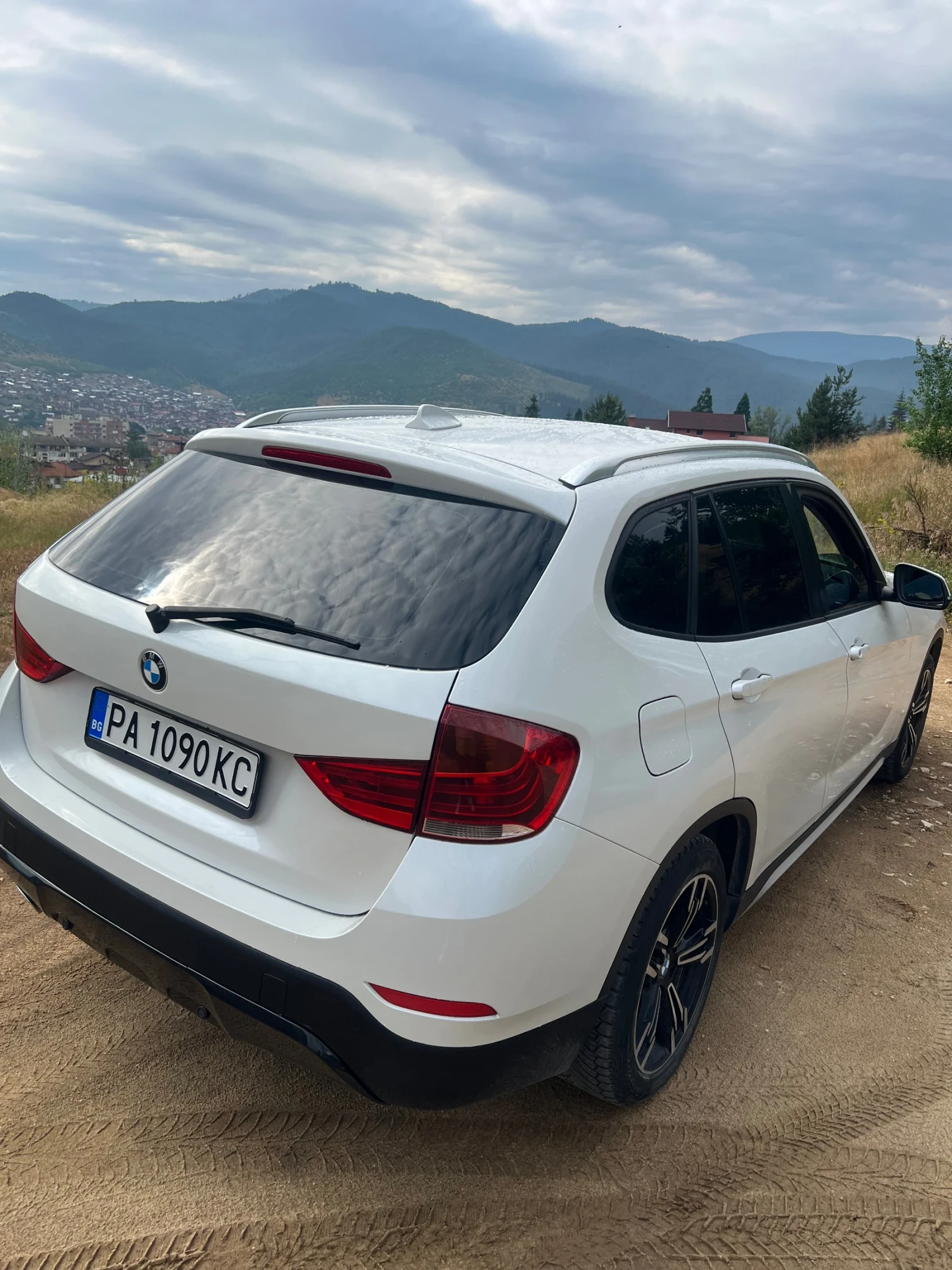 BMW X1 X1, снимка 12 - Автомобили и джипове - 48881231