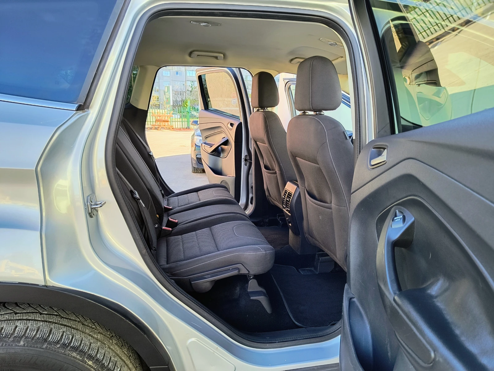 Ford Kuga 1.5i/EcoBoost/120/NAVI/EURO 6 - изображение 10