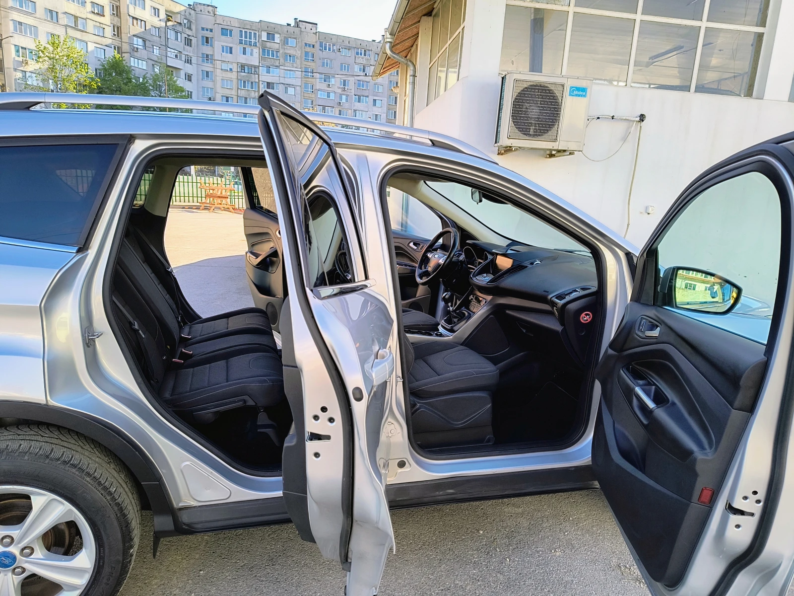 Ford Kuga 1.5i/EcoBoost/120/NAVI/EURO 6 - изображение 9