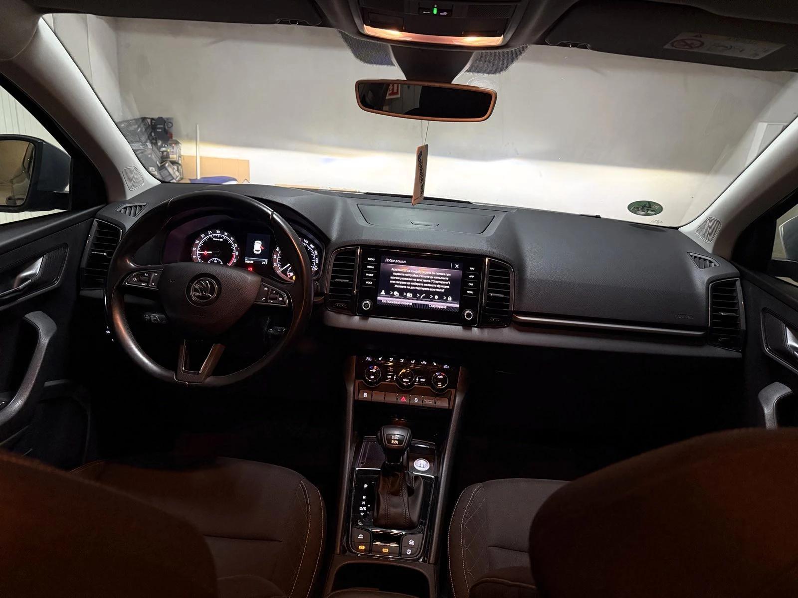 Skoda Karoq Ambition 4x4 150 к.с , Автомат 7ск.Нови Зимни Гуми - изображение 9