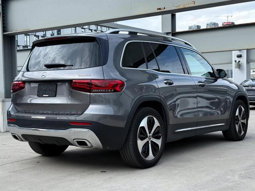 Mercedes-Benz GLB  4Matic* 360* PANO* MBUX* KEYLESS - изображение 6