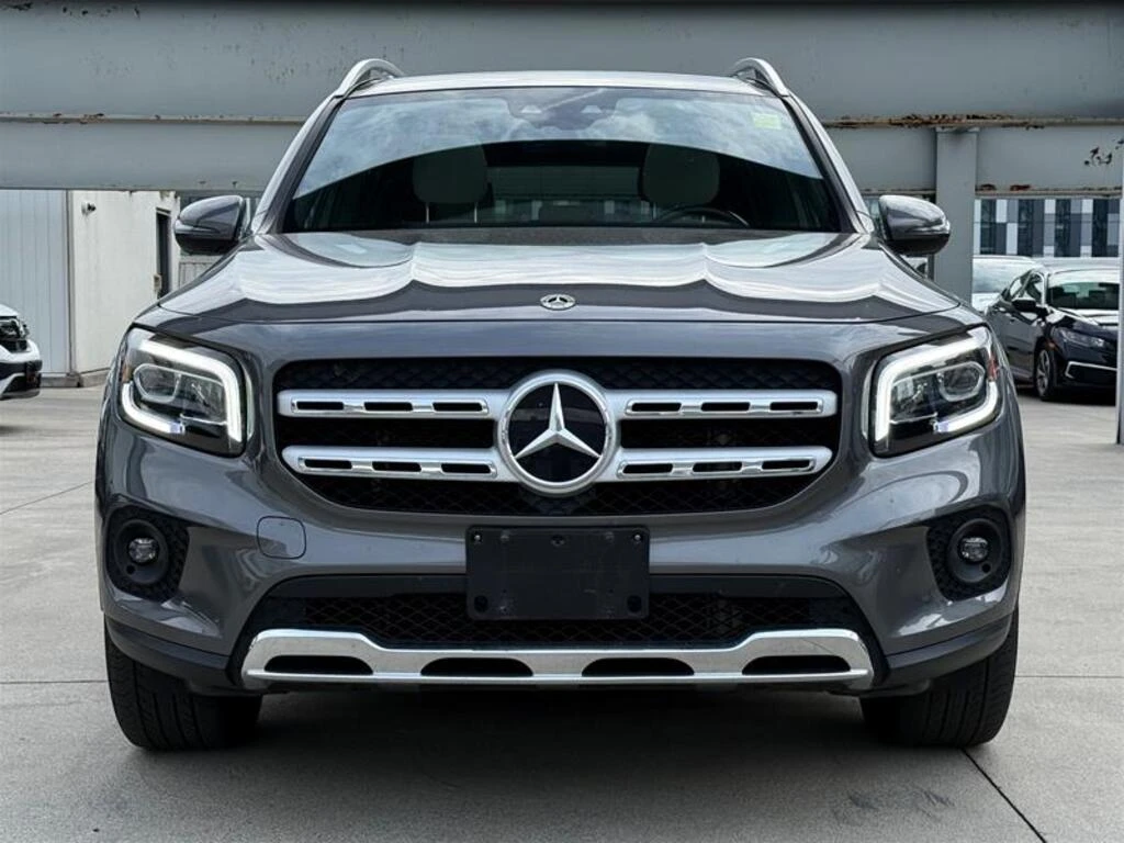 Mercedes-Benz GLB  4Matic* 360* PANO* MBUX* KEYLESS - изображение 2