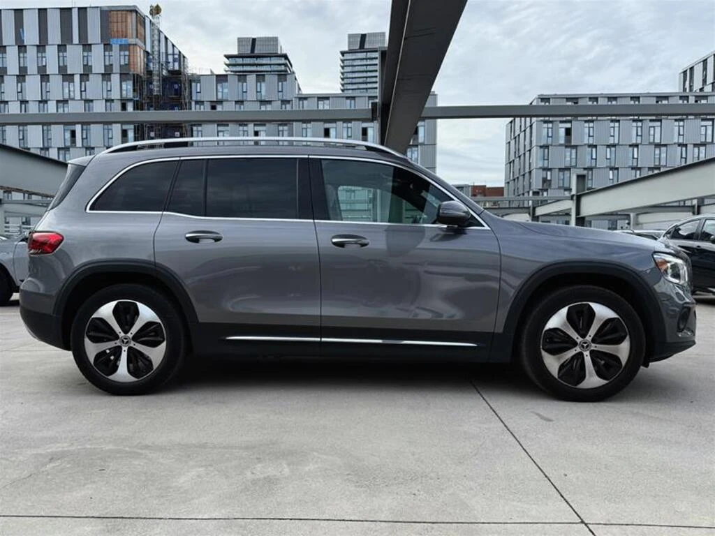 Mercedes-Benz GLB  4Matic* 360* PANO* MBUX* KEYLESS - изображение 4