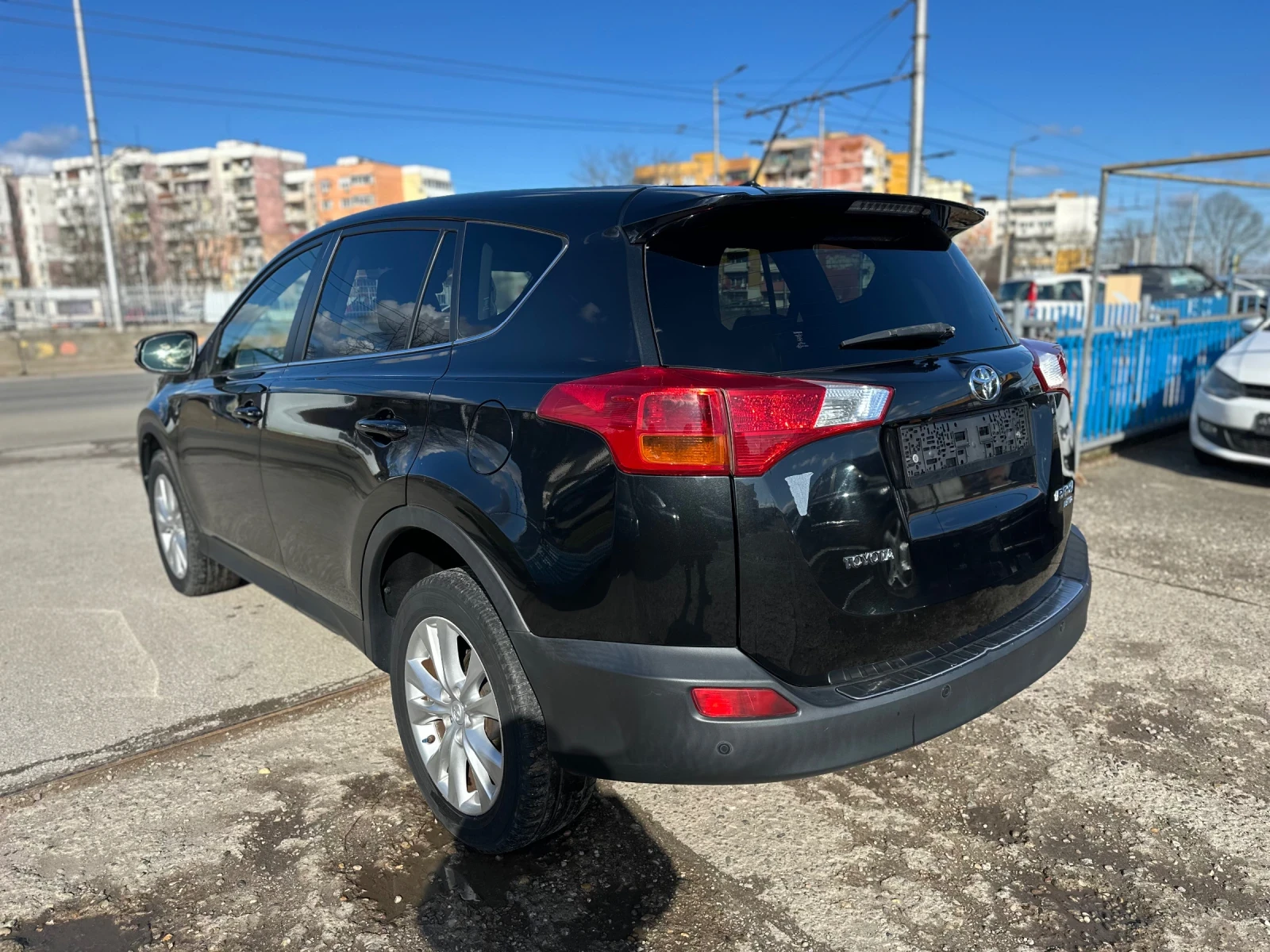 Toyota Rav4 4x4 - изображение 7