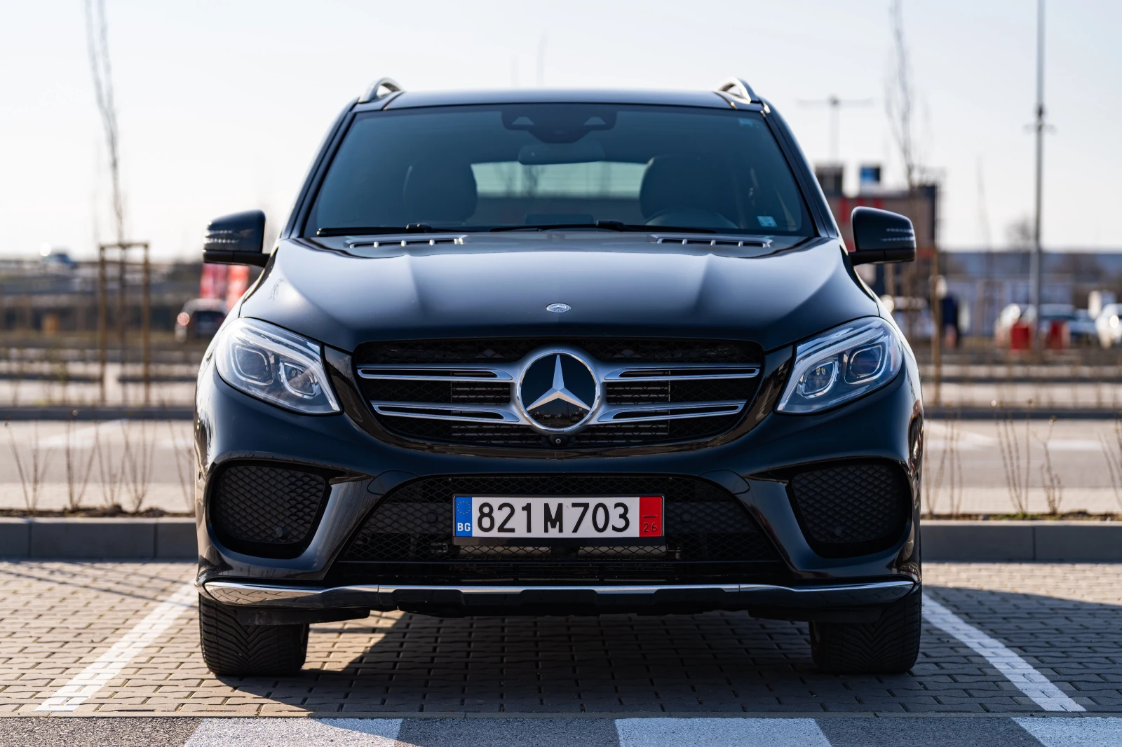 Mercedes-Benz GLE 350 AMG | DIST+ | H/K | 360* , снимка 2 - Автомобили и джипове - 54008038