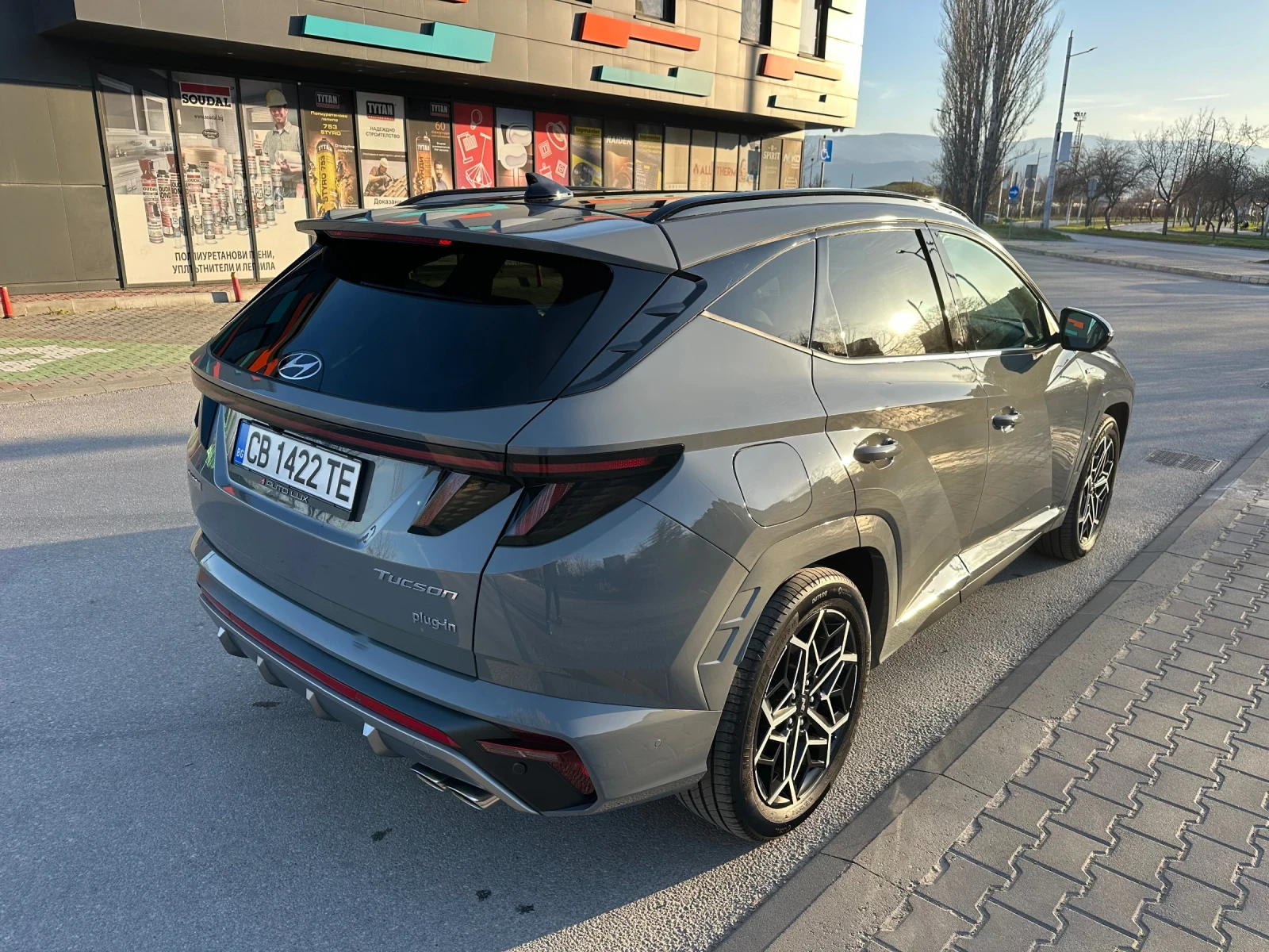 Hyundai Tucson Plug in hybrid N-line 4x4 Nardo Gray, снимка 8 - Автомобили и джипове - 54809301