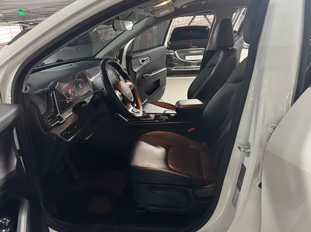Kia Sportage, снимка 13 - Автомобили и джипове - 54837112