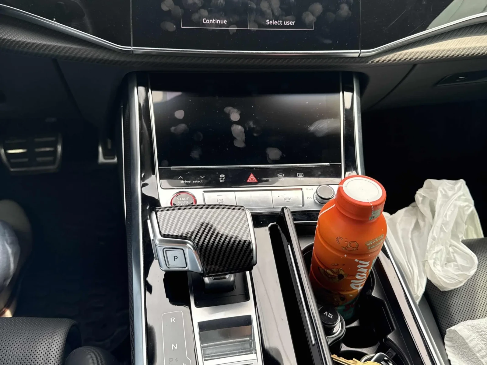 Audi RSQ8 4.0 TFSI quattro, снимка 8 - Автомобили и джипове - 54880020
