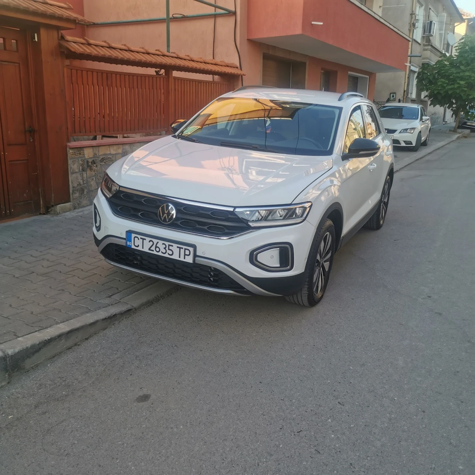VW T-Roc GOAL, снимка 2 - Автомобили и джипове - 55891646