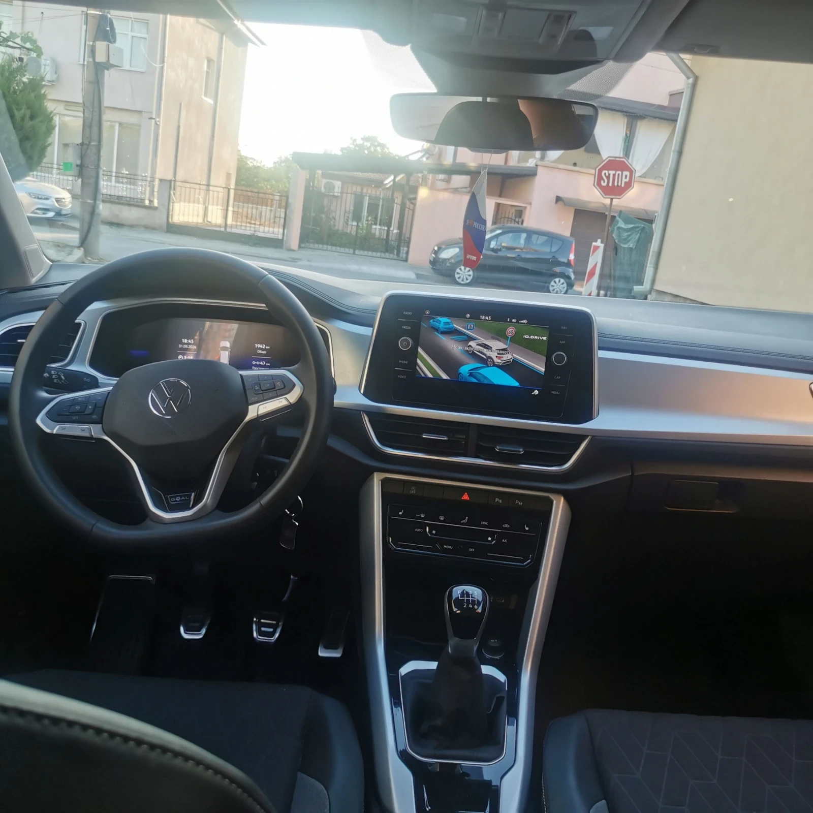 VW T-Roc GOAL, снимка 13 - Автомобили и джипове - 55891646