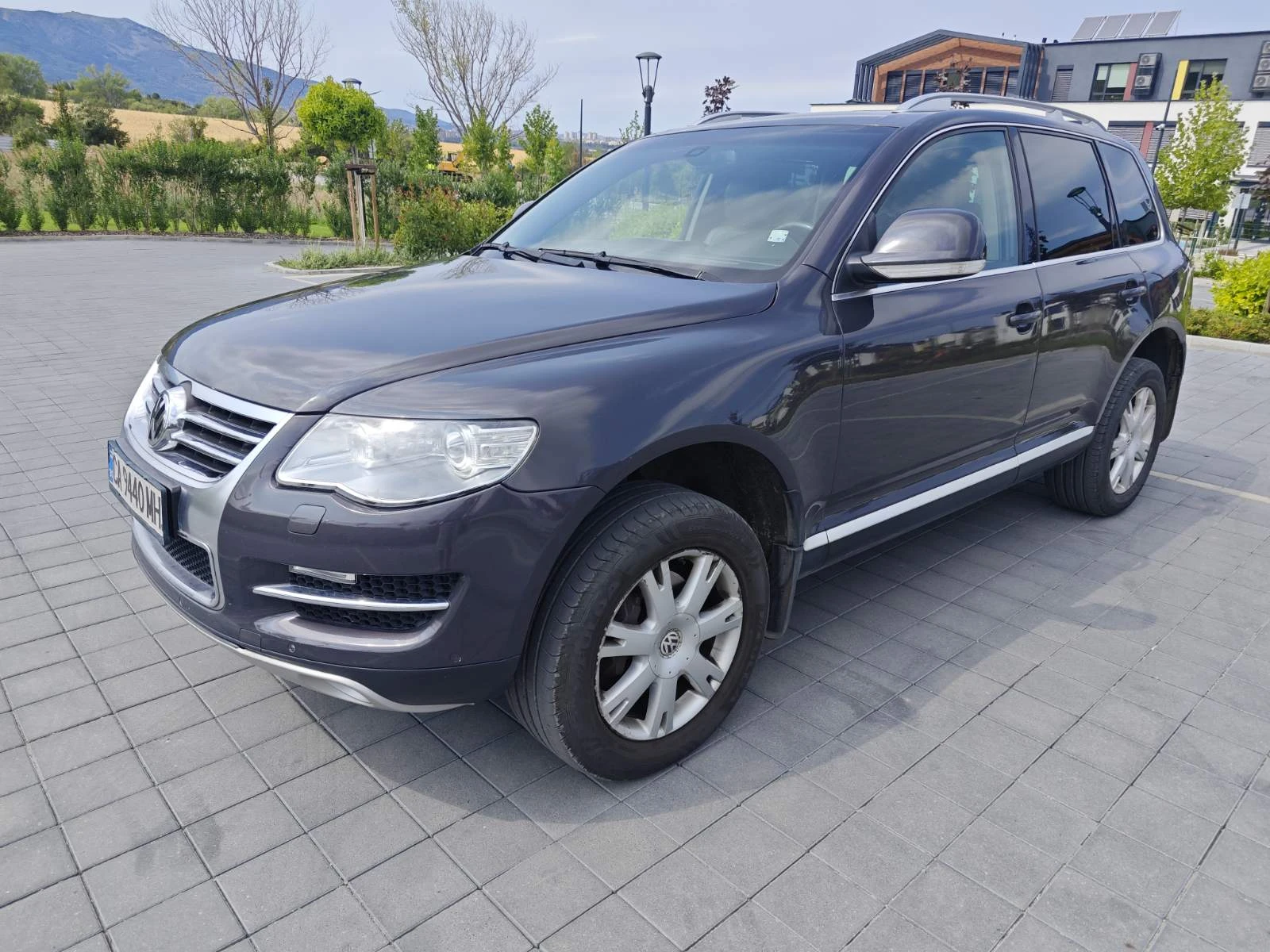 VW Touareg, снимка 2 - Автомобили и джипове - 55976757