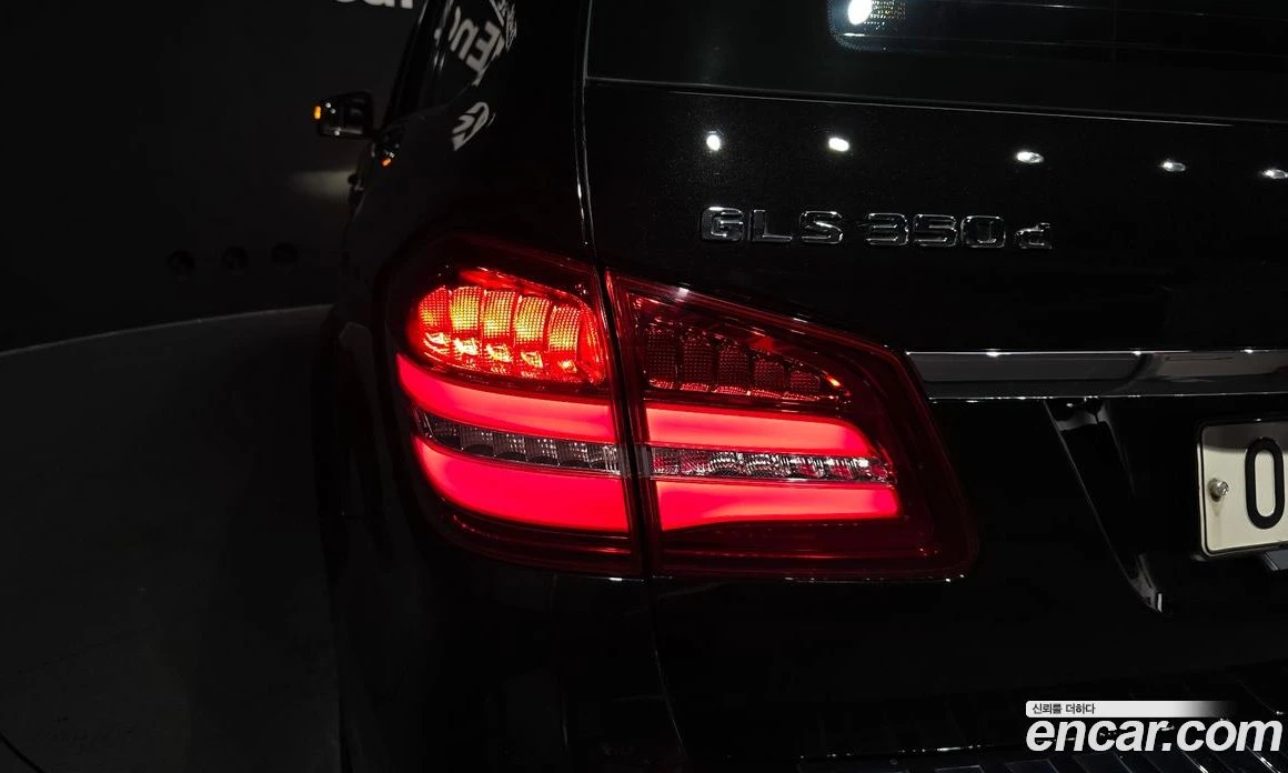 Mercedes-Benz GLS GLS350 d 4MATIC, снимка 8 - Автомобили и джипове - 56122328