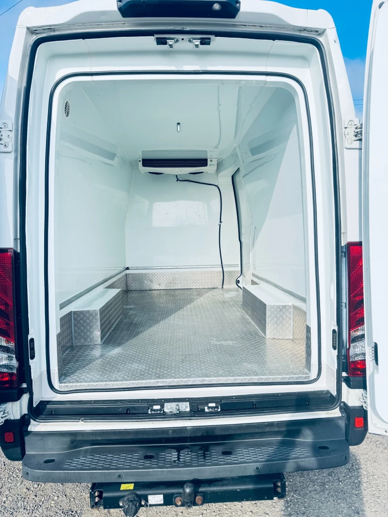 Iveco Daily 35S16V ХЛАДИЛЕН Нов внос Швейцария ТОП СЪСТОЯНИЕ , снимка 9 - Бусове и автобуси - 52658148
