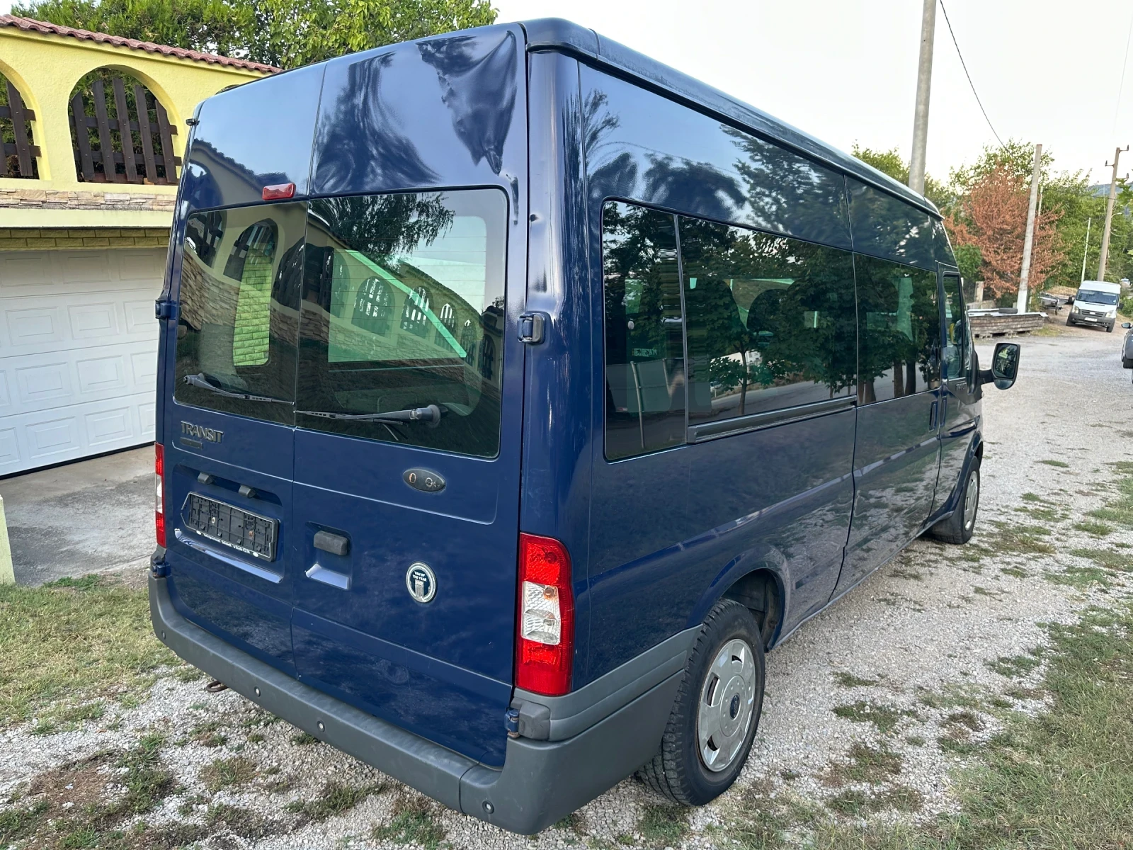 Ford Transit 2.2 8+ 1 Климатик - изображение 7