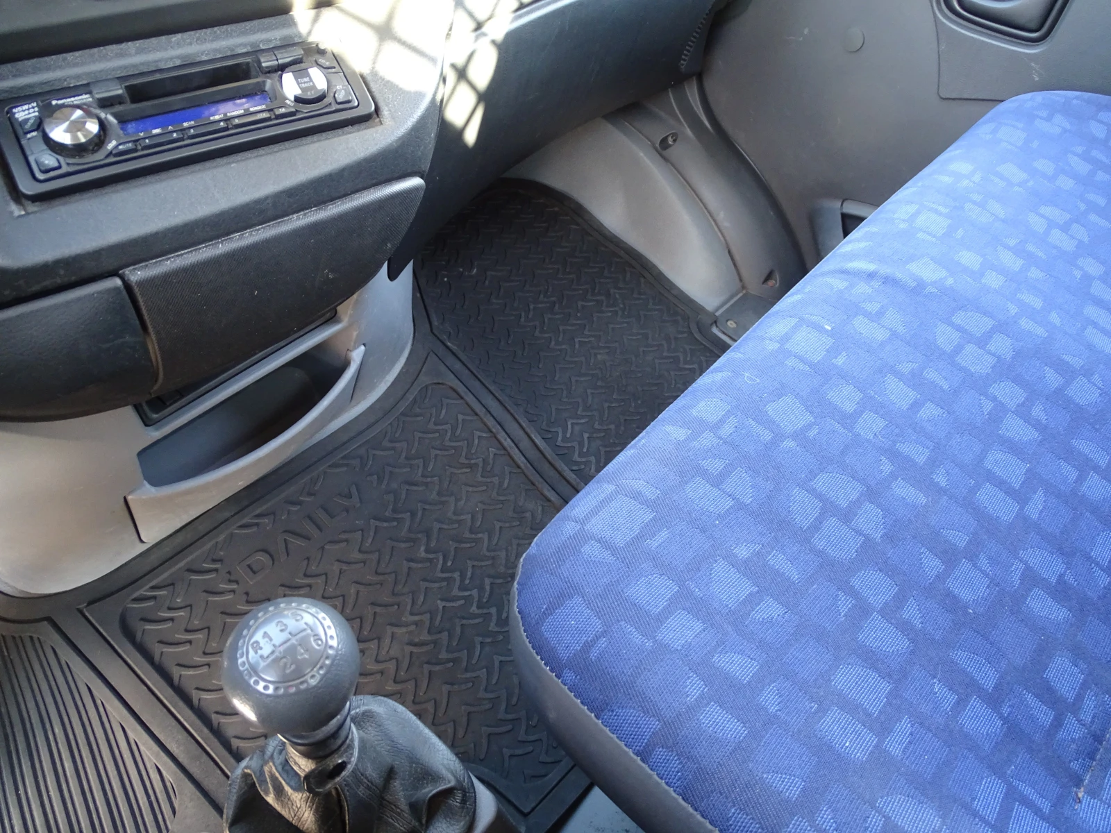 Iveco 35c17 3.0HPI  ТОВАРЕН ОТСЕК  Д- 3.50  Ш-2.01 В 0.40, снимка 8 - Бусове и автобуси - 55688922