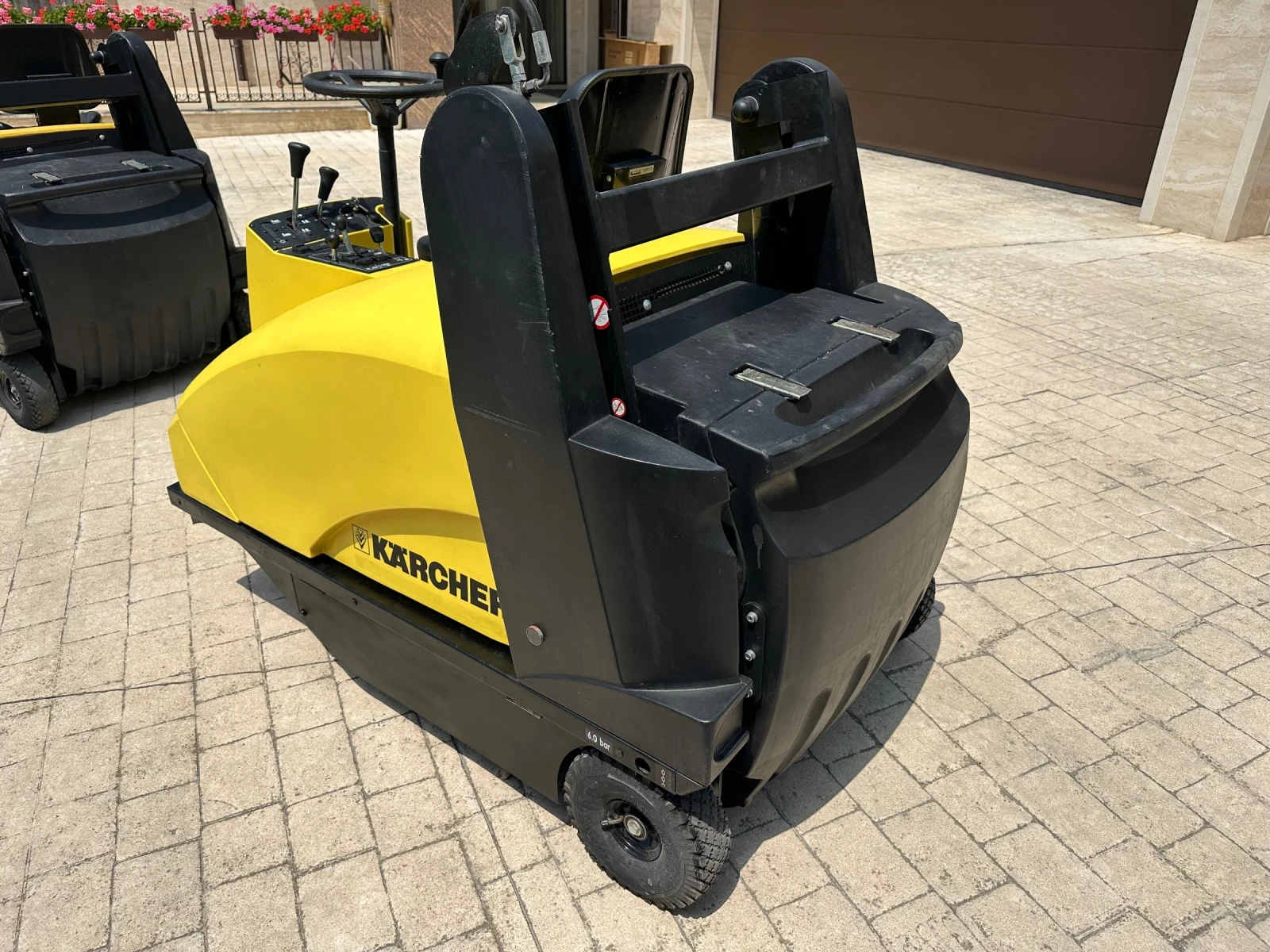 Други специализирани машини Друга Karcher 1250KMR Метачна машина - изображение 6