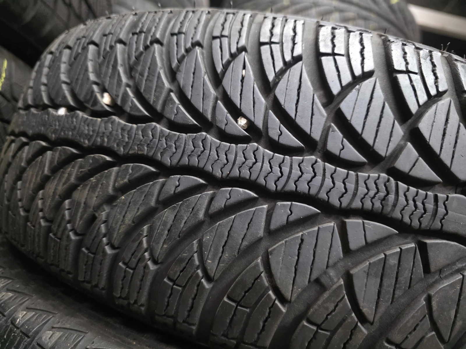 ���� 185/60R15 | Mobile.bg � ����������� 1