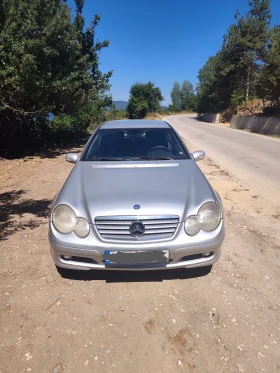Mercedes-Benz C 220, снимка 2