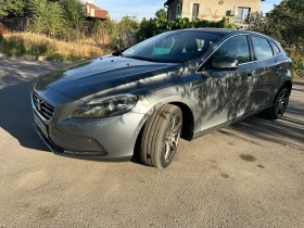 Volvo V40 2.0 D4 190hp KEYLESS Стъклен покрив - 14999 лв. - 52915844 9