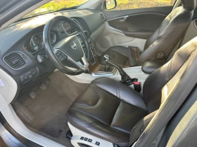 Volvo V40 2.0 D4 190hp KEYLESS Стъклен покрив - 14999 лв. - 52915844 12