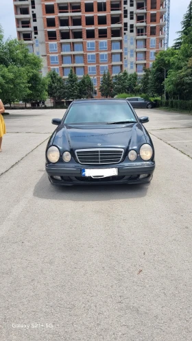 Mercedes-Benz E 220 