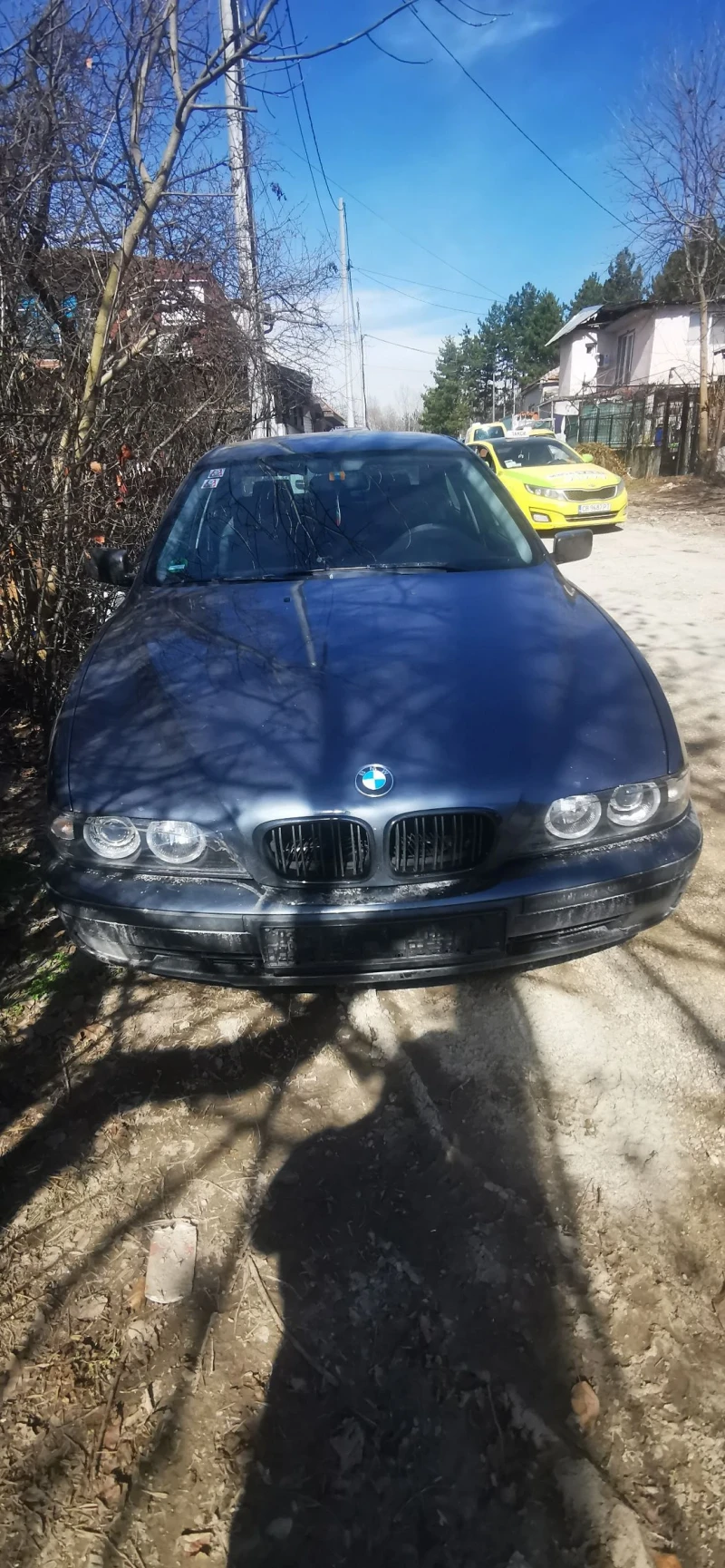 BMW 523, снимка 1 - Автомобили и джипове - 49441071