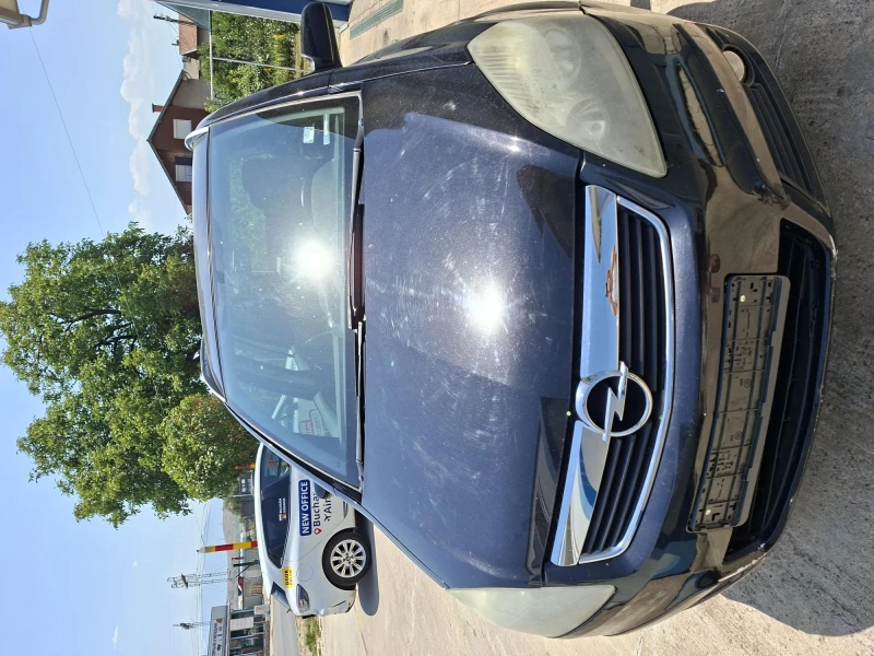 Opel Zafira, снимка 2 - Автомобили и джипове - 52701826