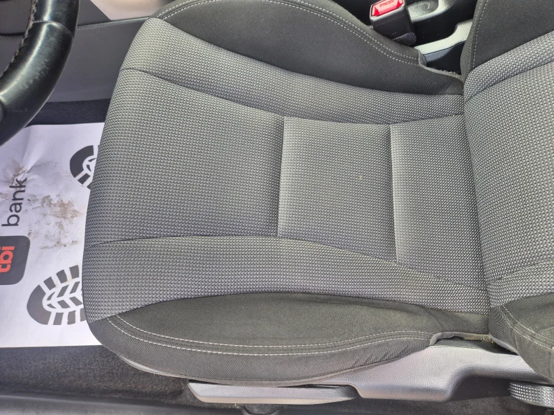 Hyundai I30 1.4i GAS, снимка 10 - Автомобили и джипове - 51191850