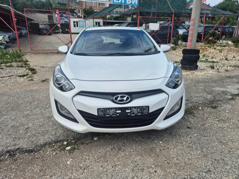 Hyundai I30 1.4i GAS, снимка 2 - Автомобили и джипове - 51191850