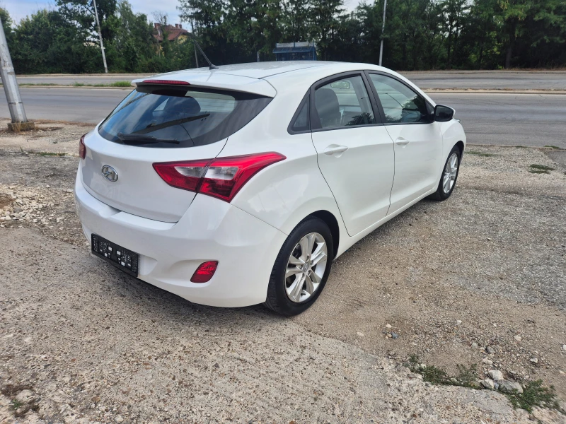 Hyundai I30 1.4i GAS, снимка 7 - Автомобили и джипове - 51191850