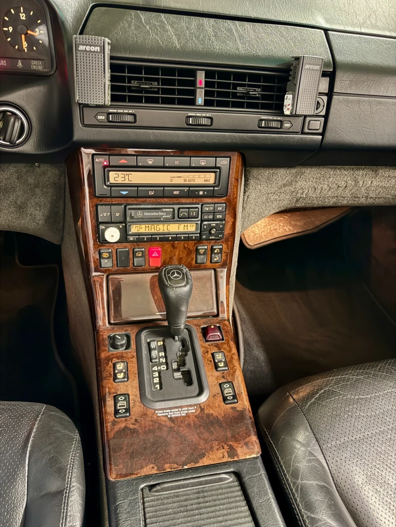 Mercedes-Benz SL 500, снимка 15 - Автомобили и джипове - 52327218