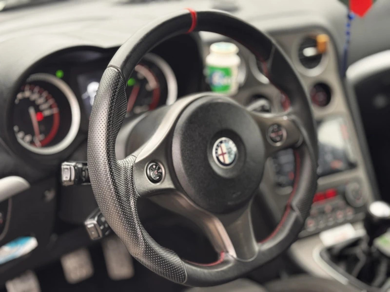 Alfa Romeo Brera, снимка 8 - Автомобили и джипове - 52378270