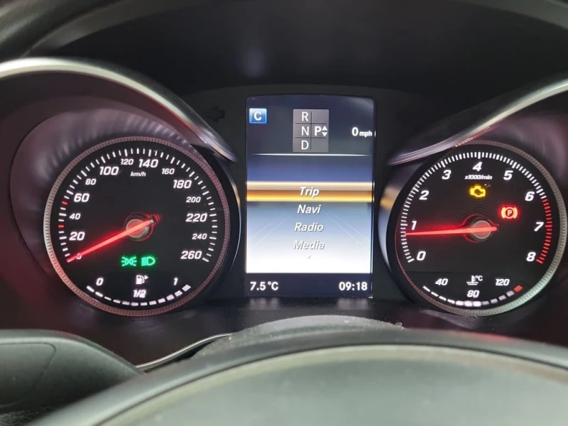 Mercedes-Benz C 300 2017 CARFAX * БЕЗ ПЪРВОНАЧАЛНА ВНОСКА, снимка 10 - Автомобили и джипове - 53186776