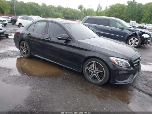 Mercedes-Benz C 300 4MATIC * * CARFAX * * АВТО КРЕДИТ * *  - изображение 2