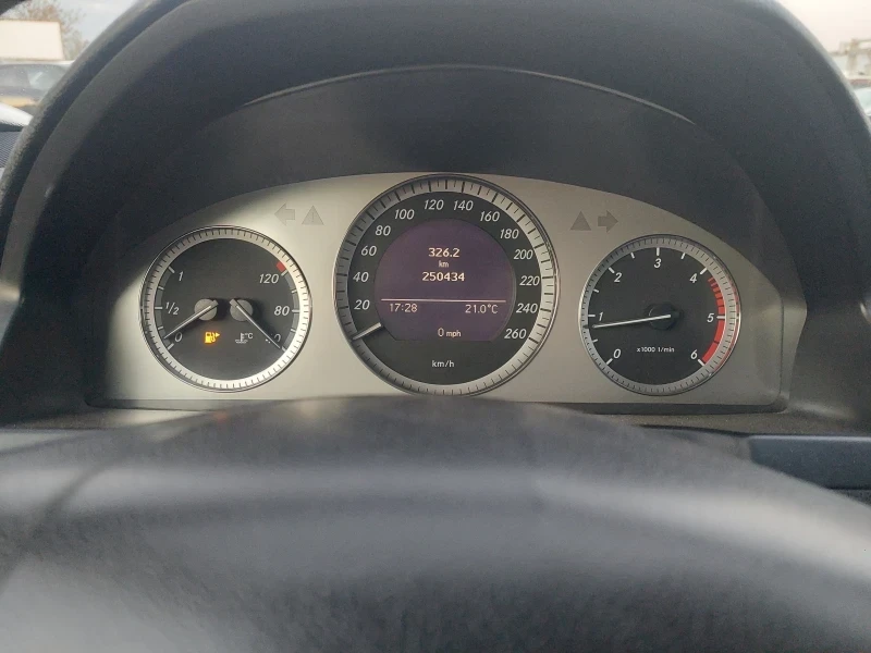 Mercedes-Benz C 220 Mercedes-Benz C 220 CDI Avantgarde , снимка 14 - Автомобили и джипове - 52698313