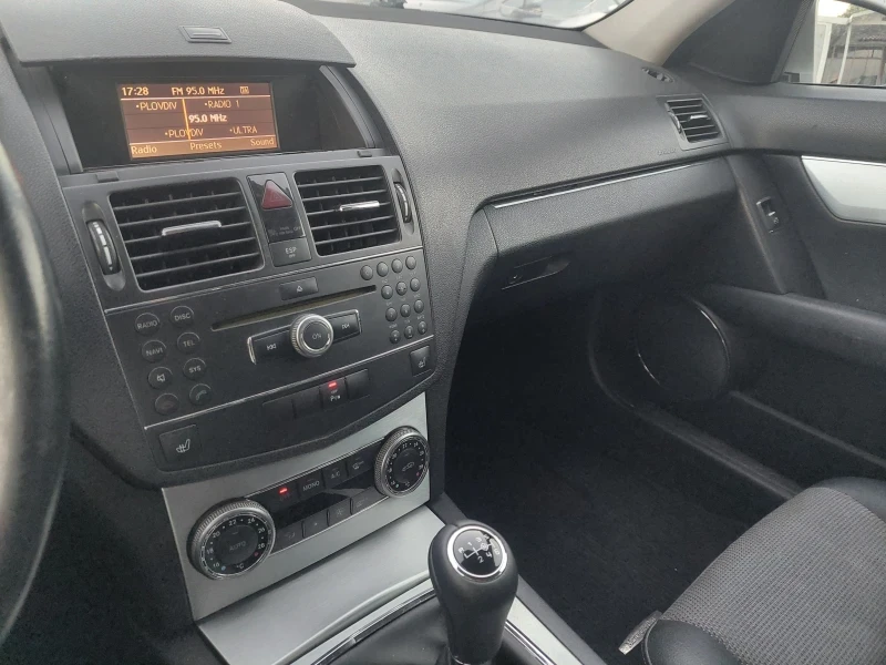 Mercedes-Benz C 220 Mercedes-Benz C 220 CDI Avantgarde , снимка 12 - Автомобили и джипове - 52698313
