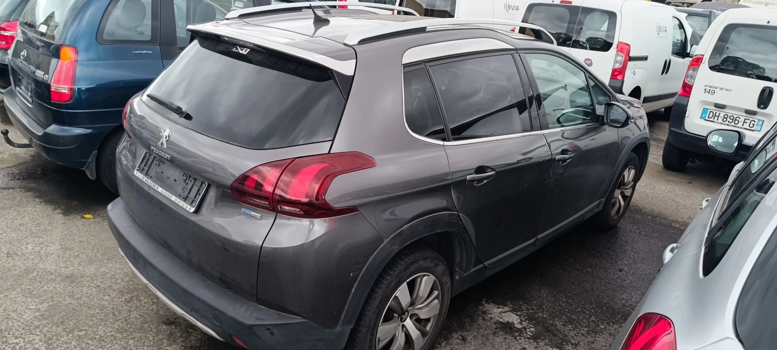 Peugeot 2008 1.2 THP - изображение 4