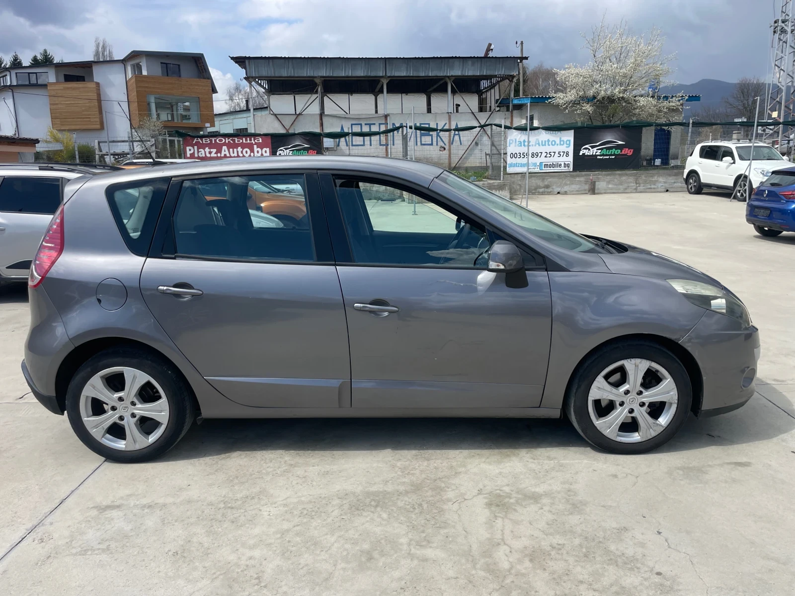 Renault Scenic XMOD-Dynamique1.5dci/110cv - изображение 4