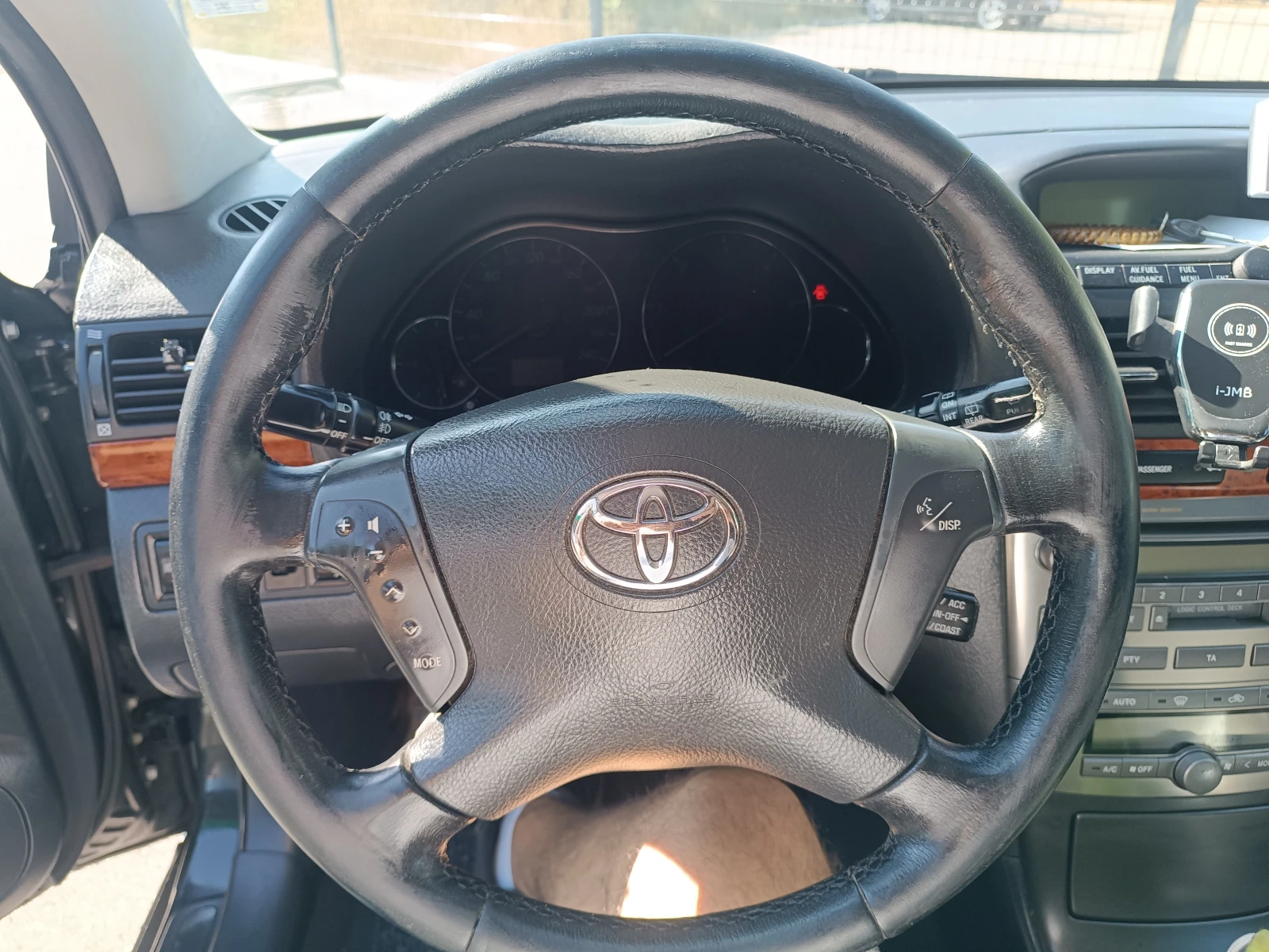 Toyota Avensis  - изображение 6