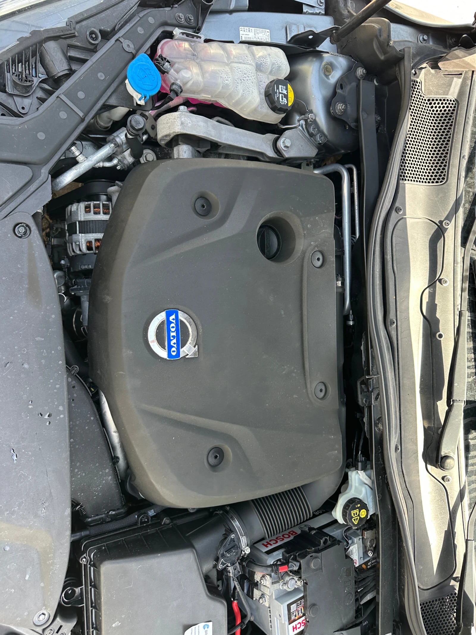 Volvo V40 2.0 D4 190hp KEYLESS Стъклен покрив - изображение 9