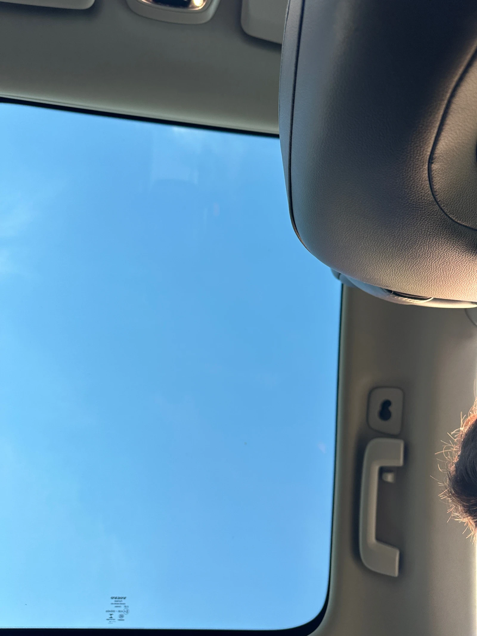 Volvo V40 2.0 D4 190hp KEYLESS Стъклен покрив - изображение 8