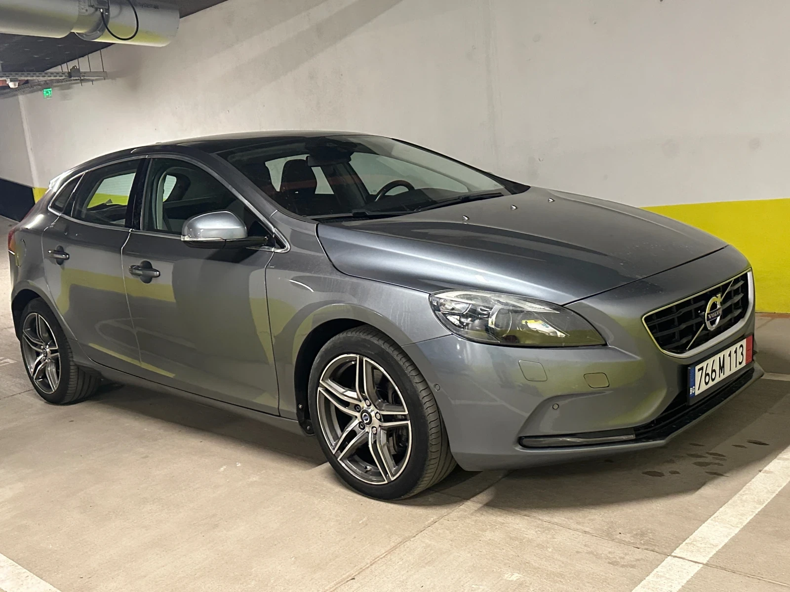 Volvo V40 2.0 D4 190hp KEYLESS Стъклен покрив - изображение 2