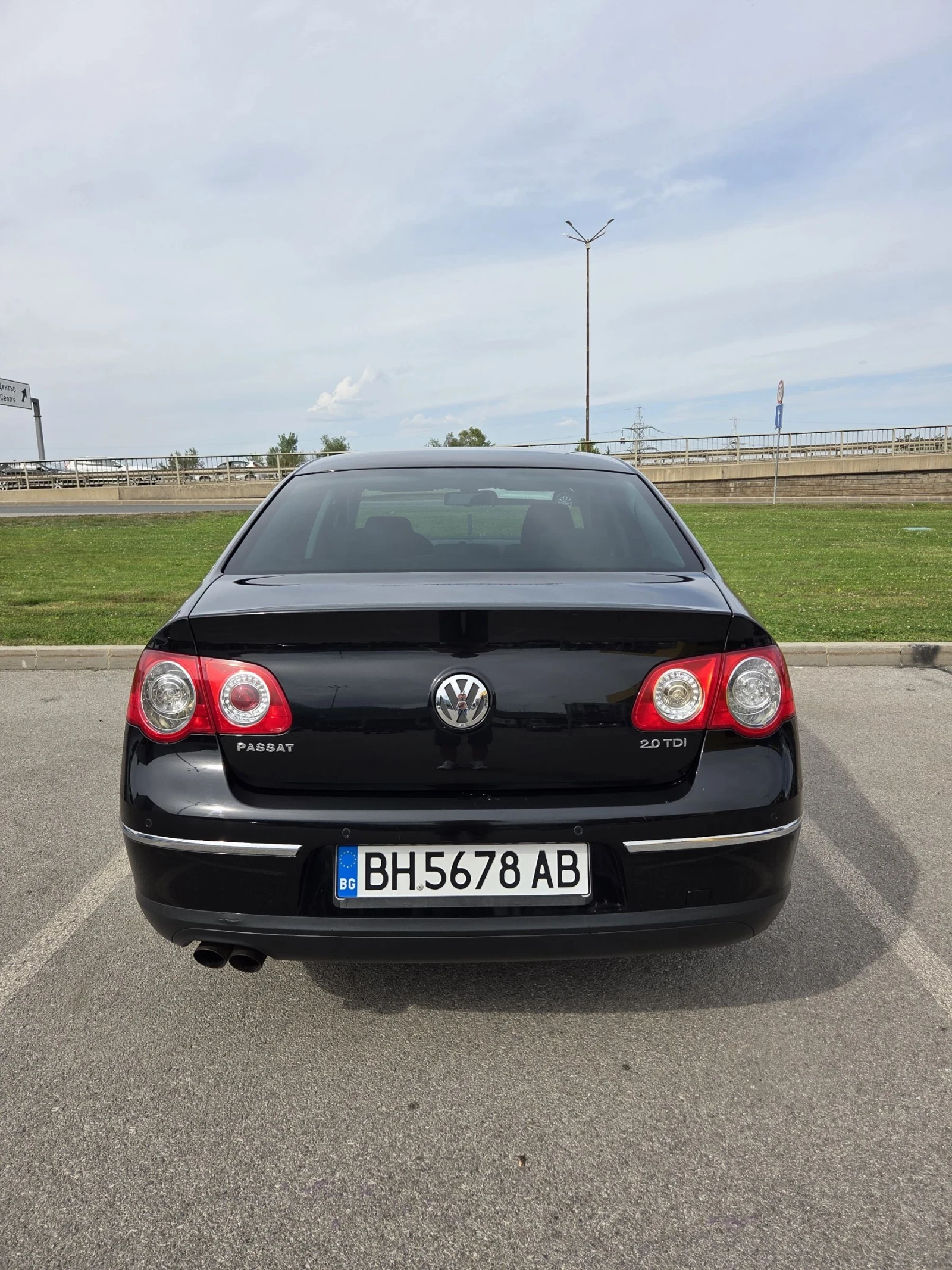 VW Passat 2.0 TDI Automatic  - изображение 6