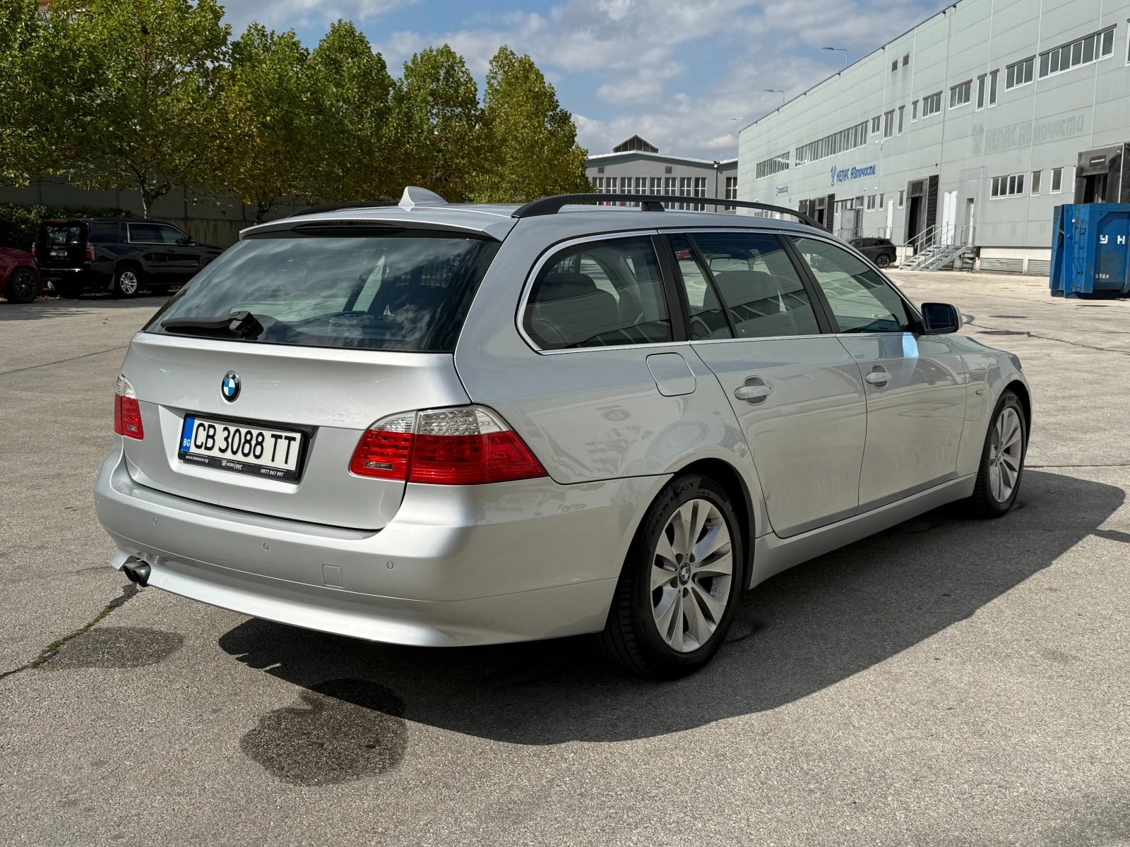 BMW 523 2.5i 190 к.с. - изображение 4
