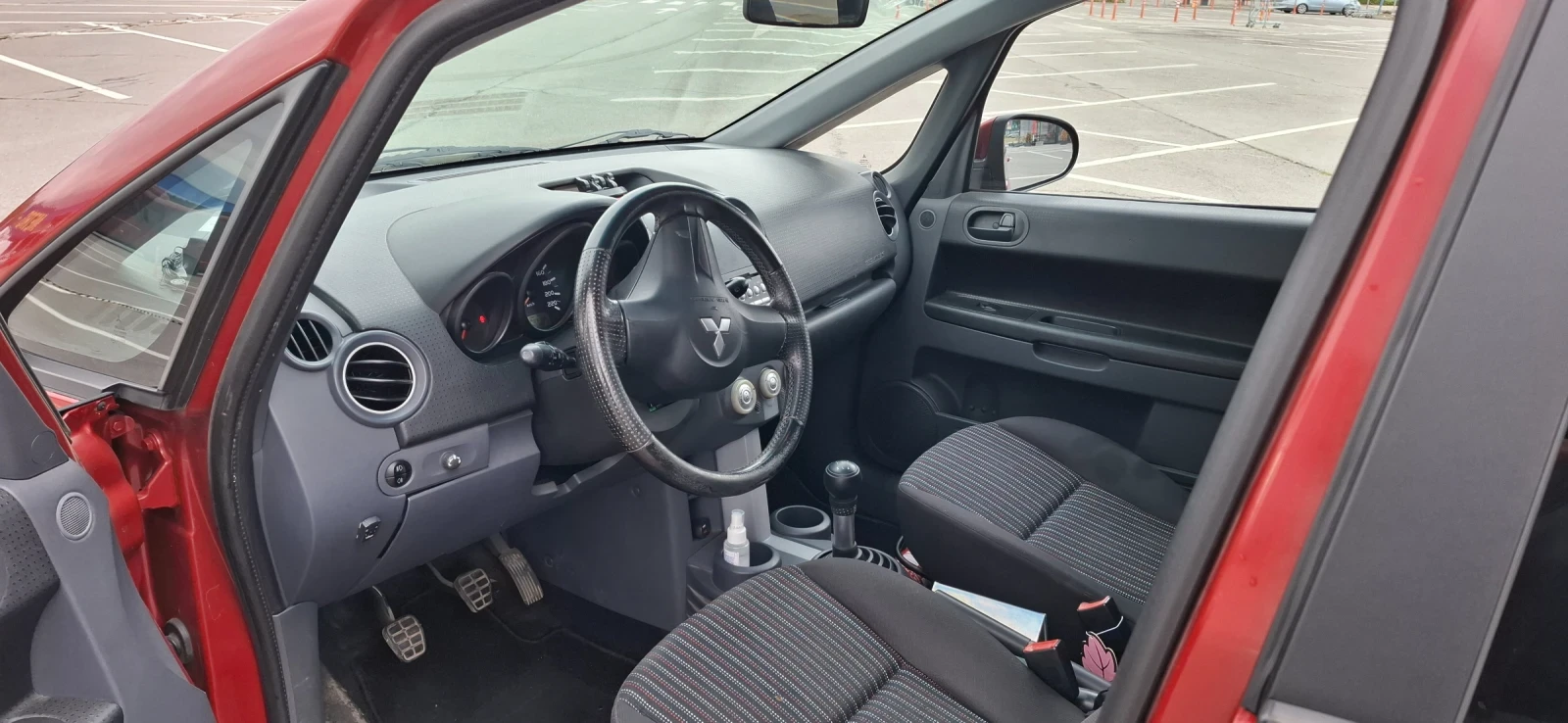Mitsubishi Colt 1.3 - изображение 10