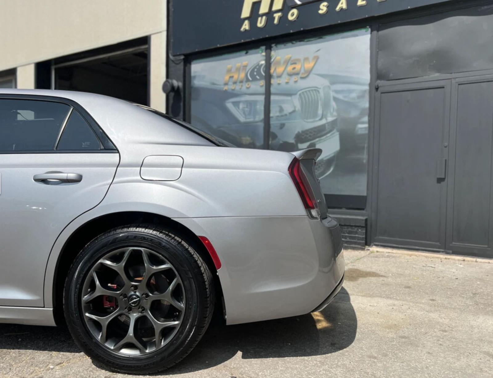 Chrysler 300c 300s / Beats sound system | Mobile.bg   3
