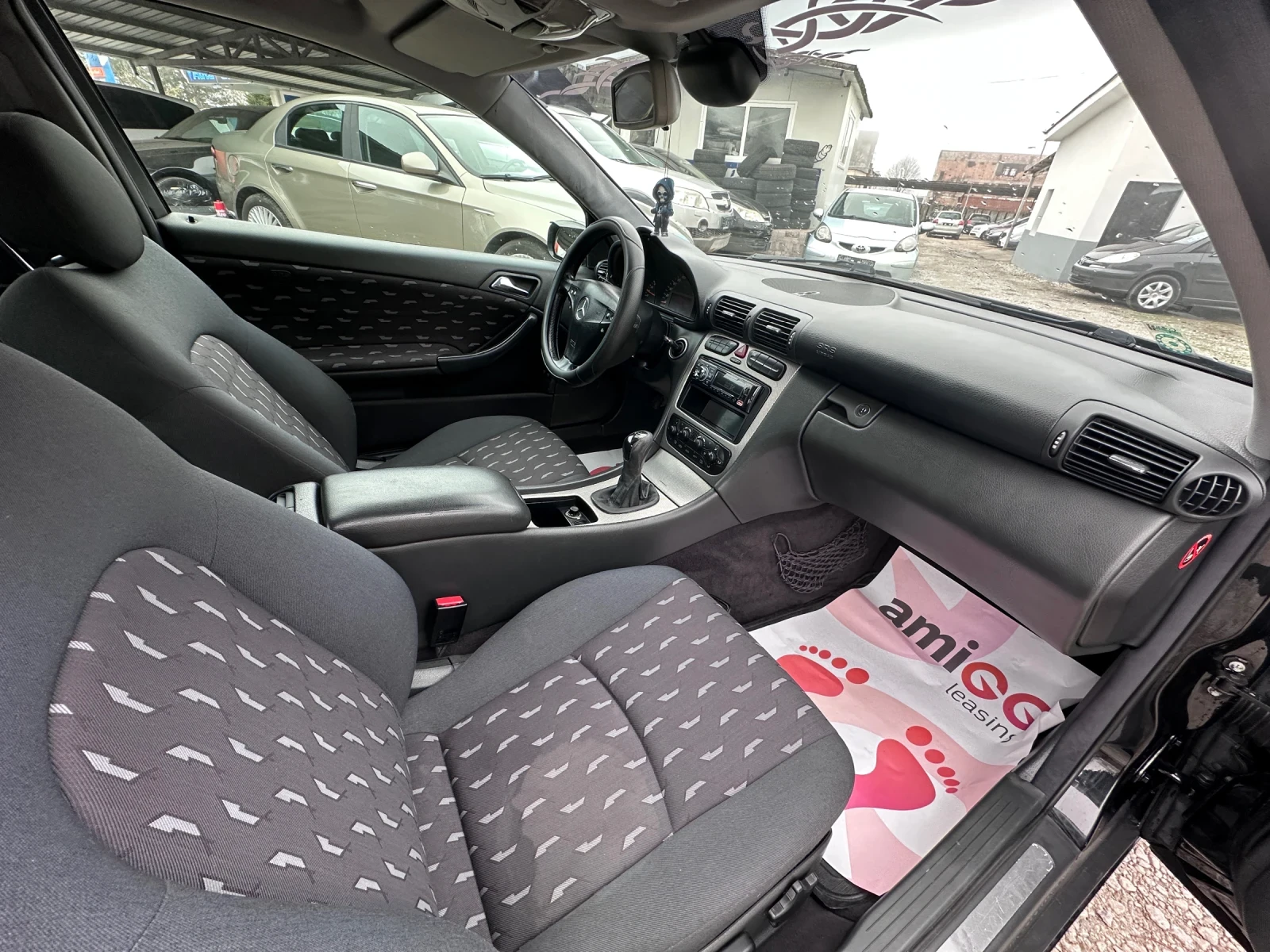 Mercedes-Benz C 220 2.2CDI - РЕАЛНИ КИЛОМЕТРИ - изображение 9