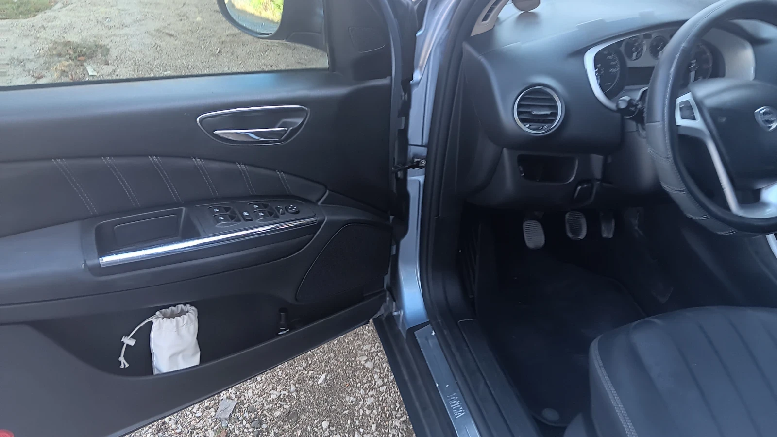 Lancia Delta, снимка 6 - Автомобили и джипове - 56367438