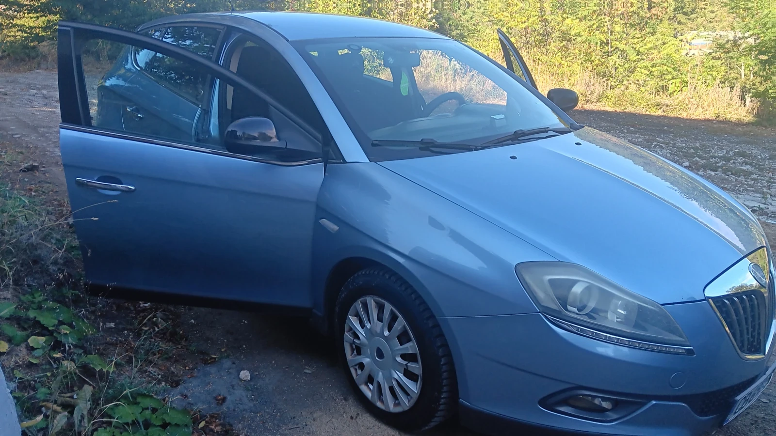 Lancia Delta, снимка 14 - Автомобили и джипове - 56367438