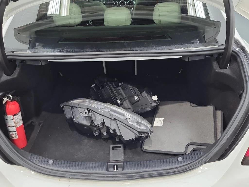 Mercedes-Benz C 300 2017 CARFAX * ��� ������������ ������ | Mobile.bg � ����������� 14